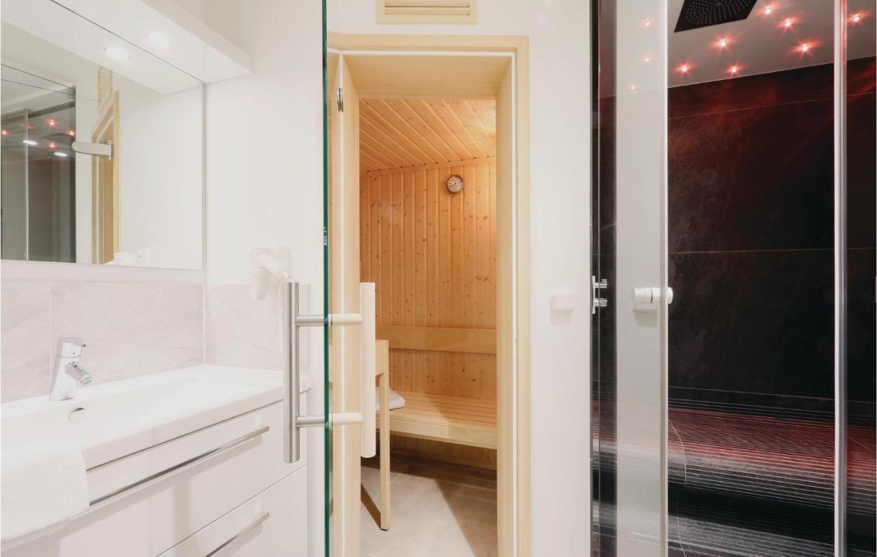 Amazing Apartment In Luebeck Travemuende With Sauna Lübeck Exterior foto